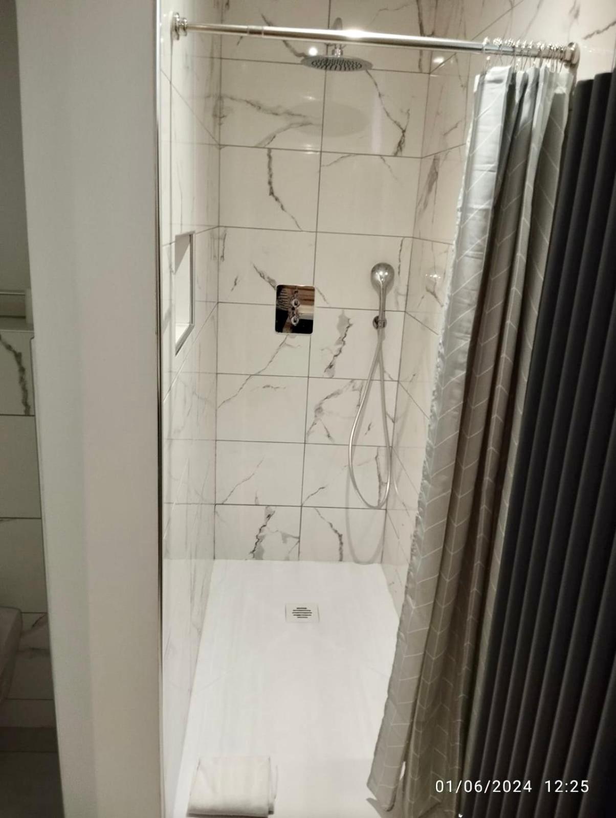 Sainte Cecile 1- Appartement Spacieux Et Lumineux Vichy Exterior foto